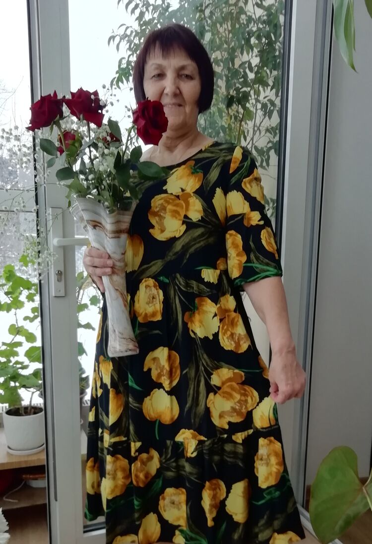  54487047  e, 66 ,    -