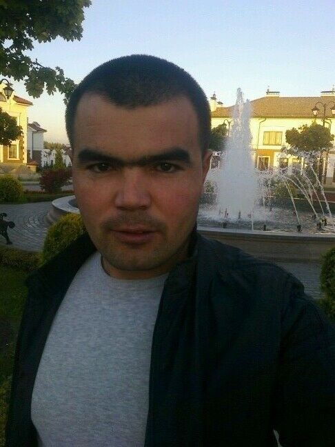 9204887  Kadir, 42 ,    