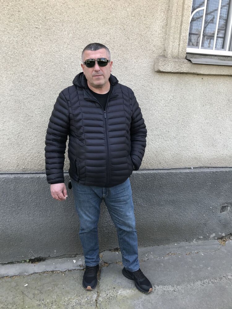  ,   MAMUKA, 51 ,   ,   