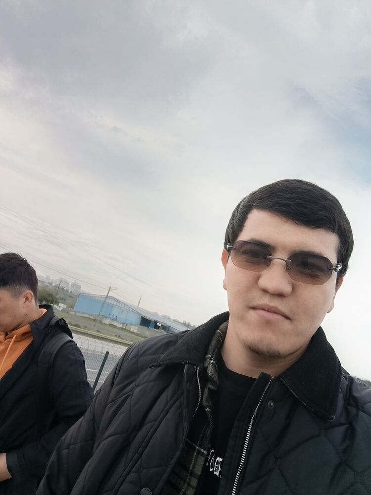  53363147  Mihrail, 24 ,    