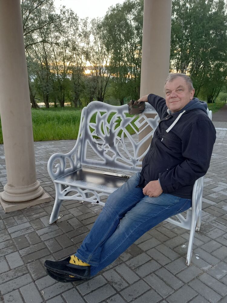  ,   Valeri, 57 ,   ,   , c 