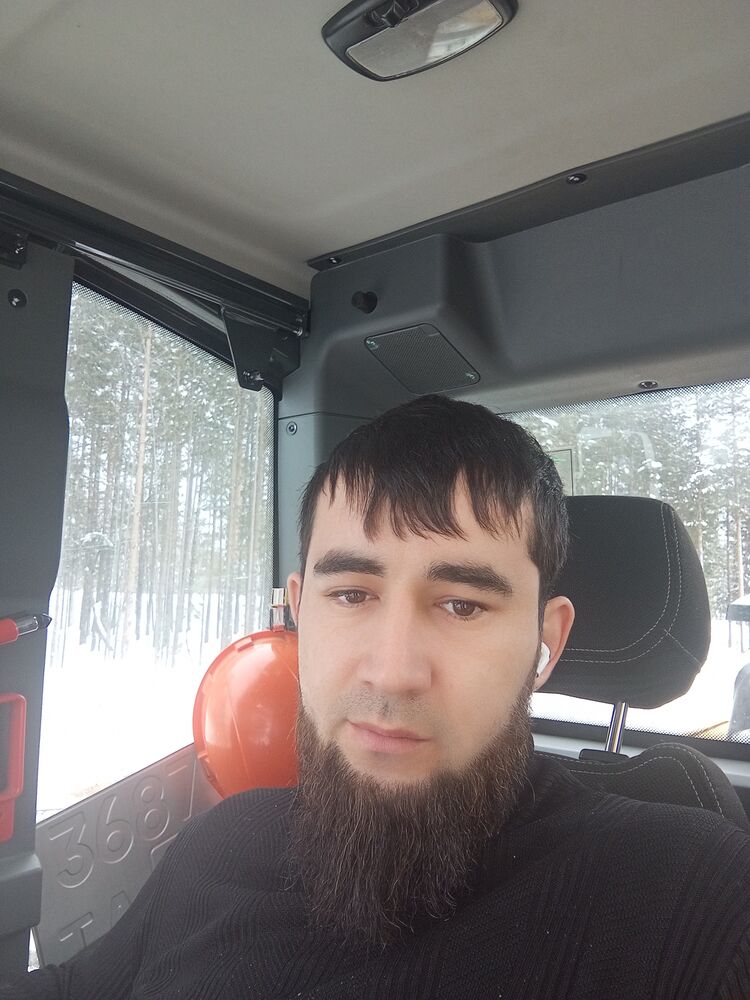  ,   Akram, 27 ,   ,   