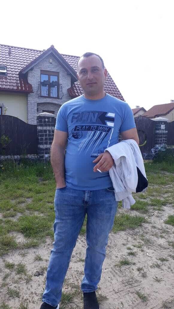  ,   Giorgi, 37 ,   ,   , c 