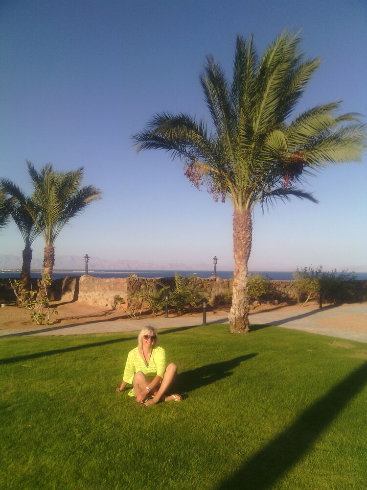  ,   Elena, 38 ,   ,   , c 