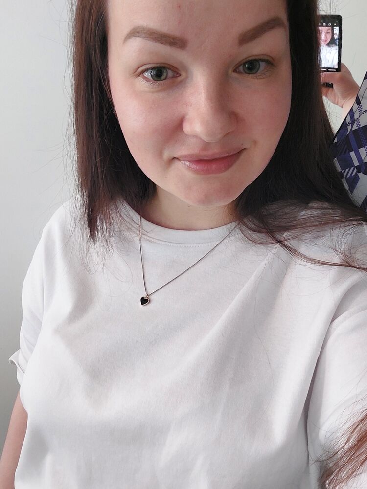  44640647  Ekaterina, 30 ,    
