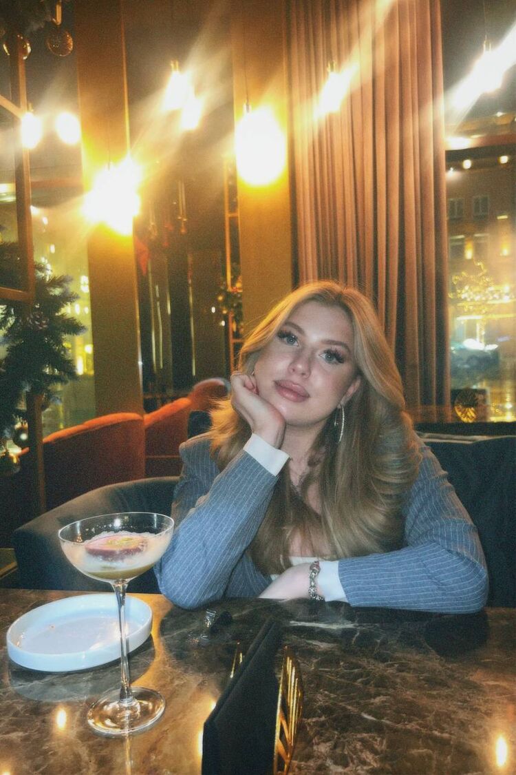 ���� 53672187 ������� �����, 32 ����, ���� ���������� � �������