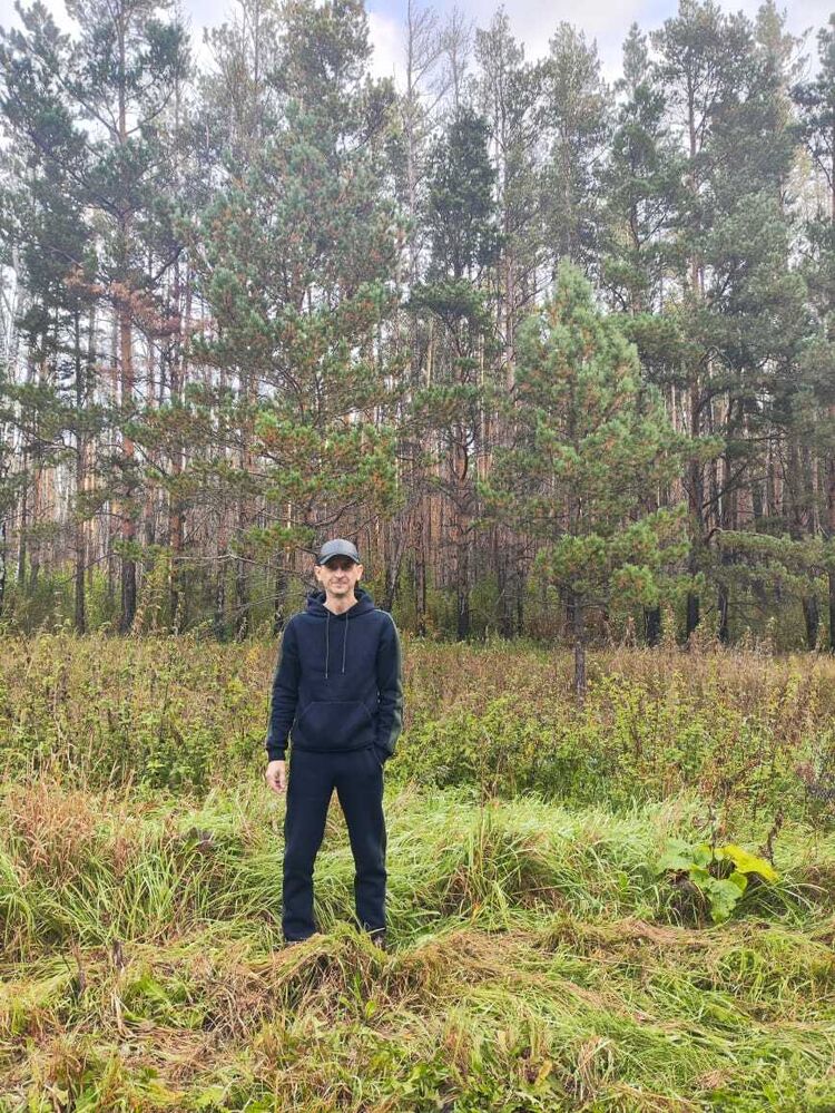  54458127  Maxim, 43 ,    