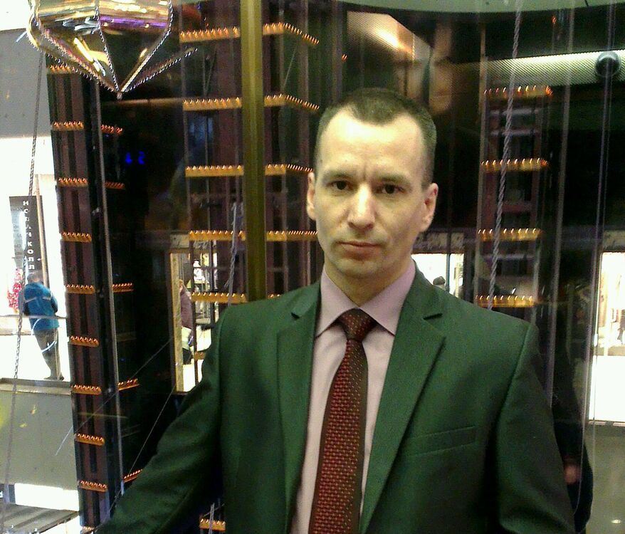  29556267  Nazar, 52 ,    