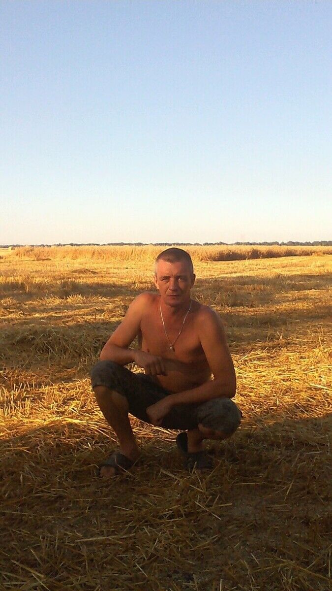  21046957  Wasiliy, 51 ,     