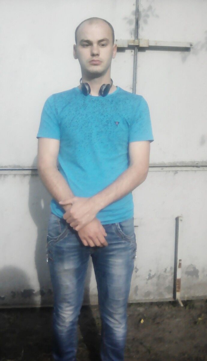  ,   Vladislav, 32 ,   ,   , c 