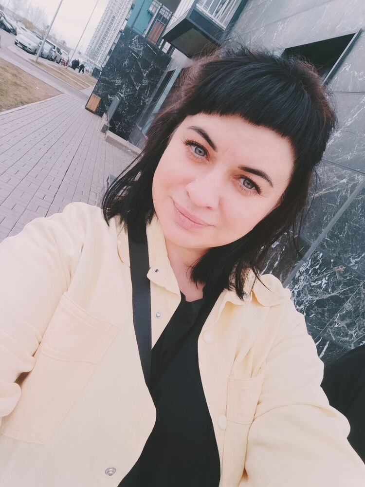  52231387  Olga, 40 ,    