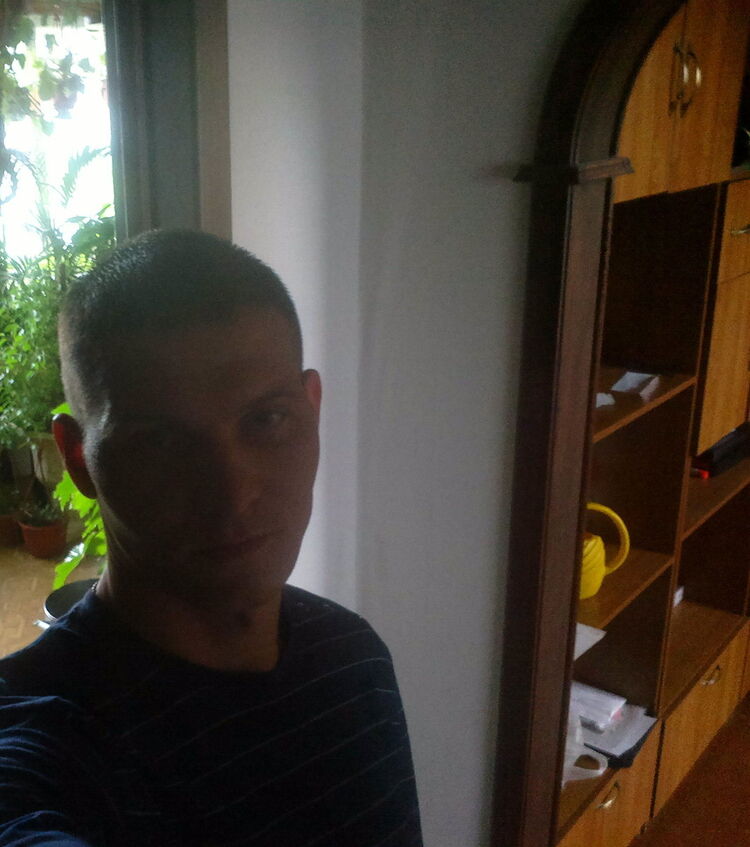  9587637  , 44 ,    