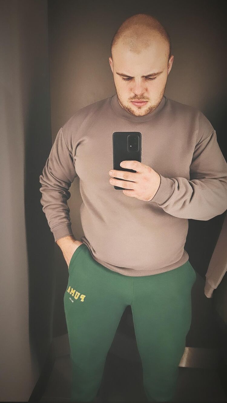  ,   Gheorghe, 25 ,   ,   