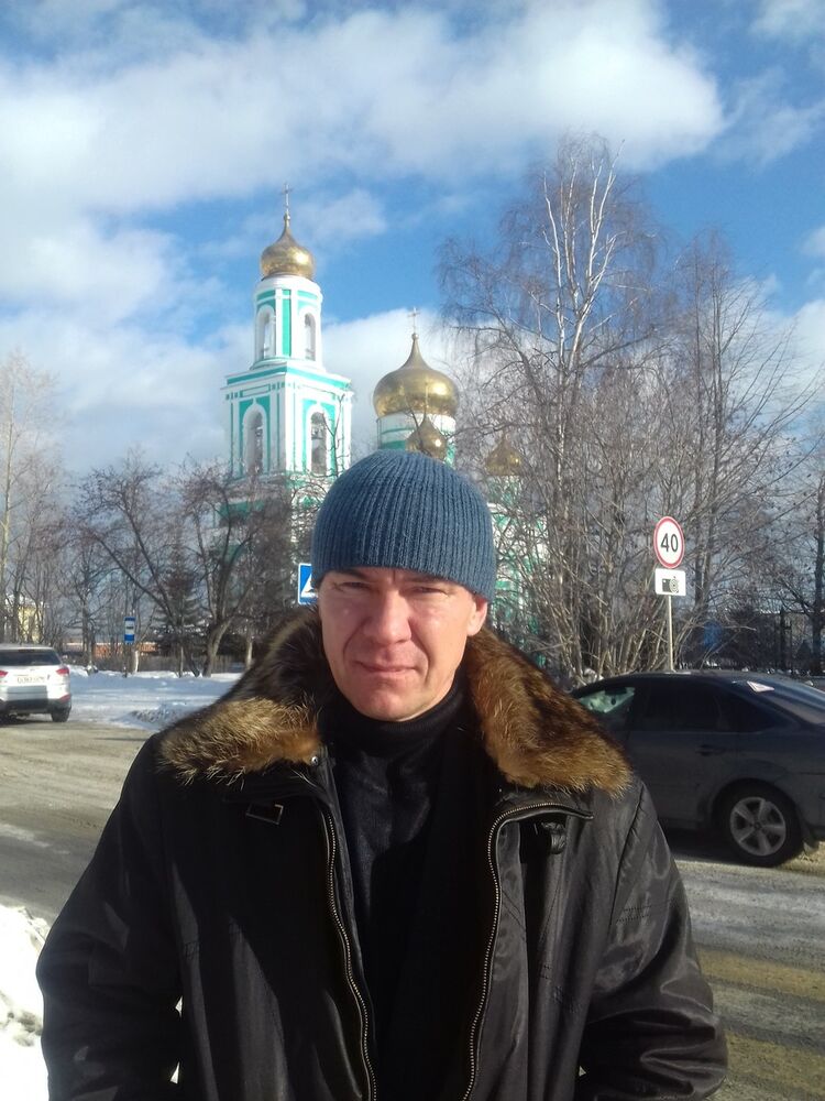  19491857  Igor, 41 ,    