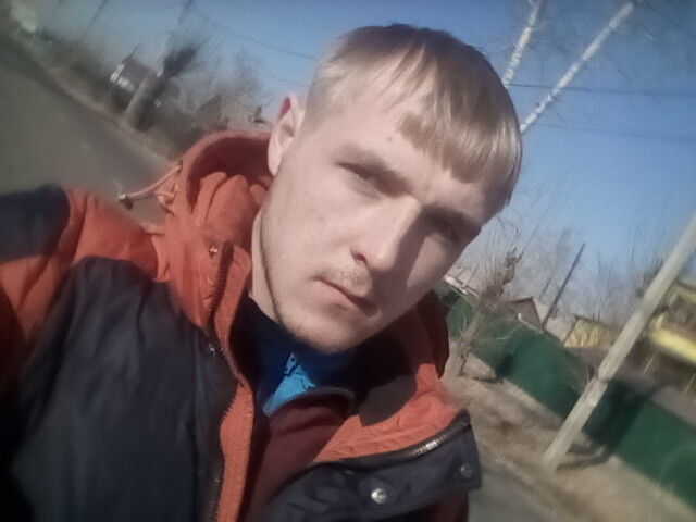  15238067  VIKTOR, 26 ,    