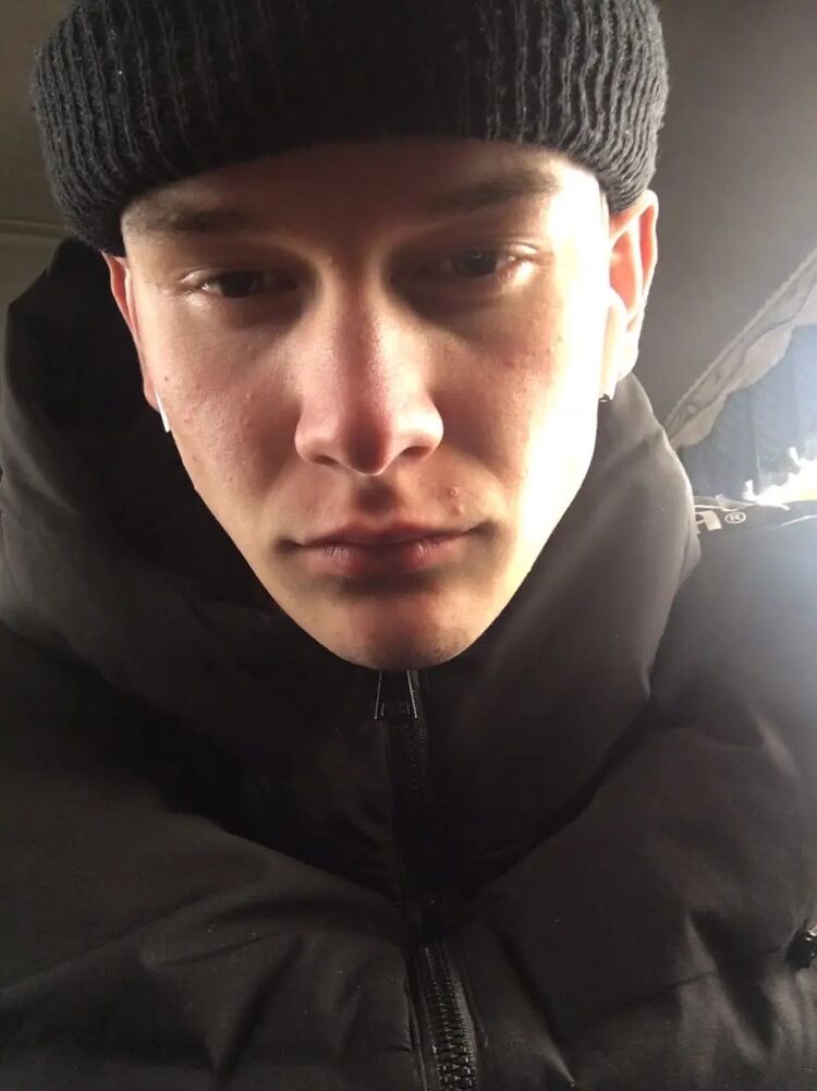  ,   Vlad, 24 ,   ,   