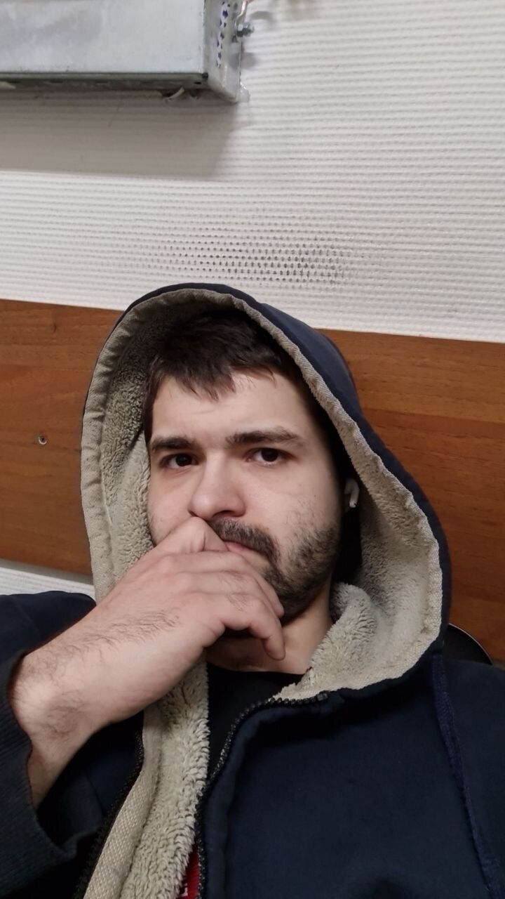  50667477  , 27 ,    