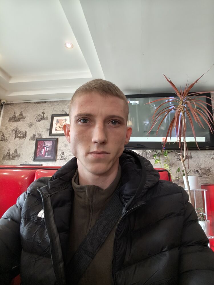  54102257  Sergey, 26 ,    