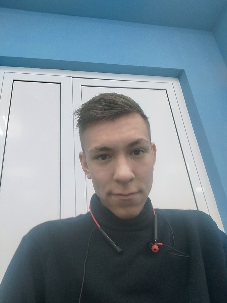  ,   Mihail, 27 ,   ,   , c , 