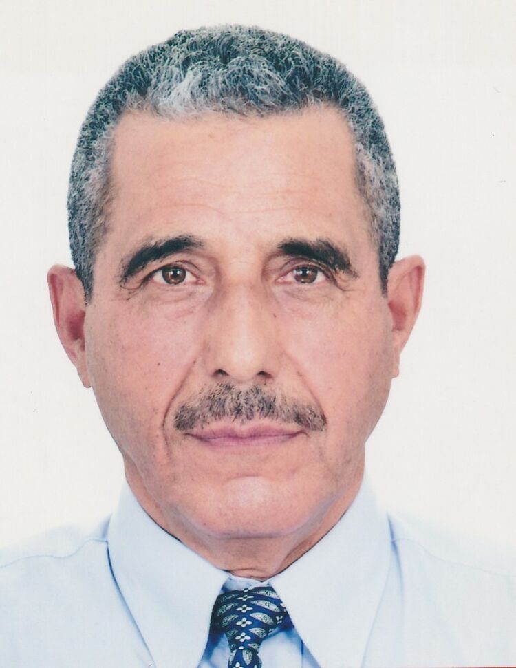  17434247  Makam, 64 ,    Algiers
