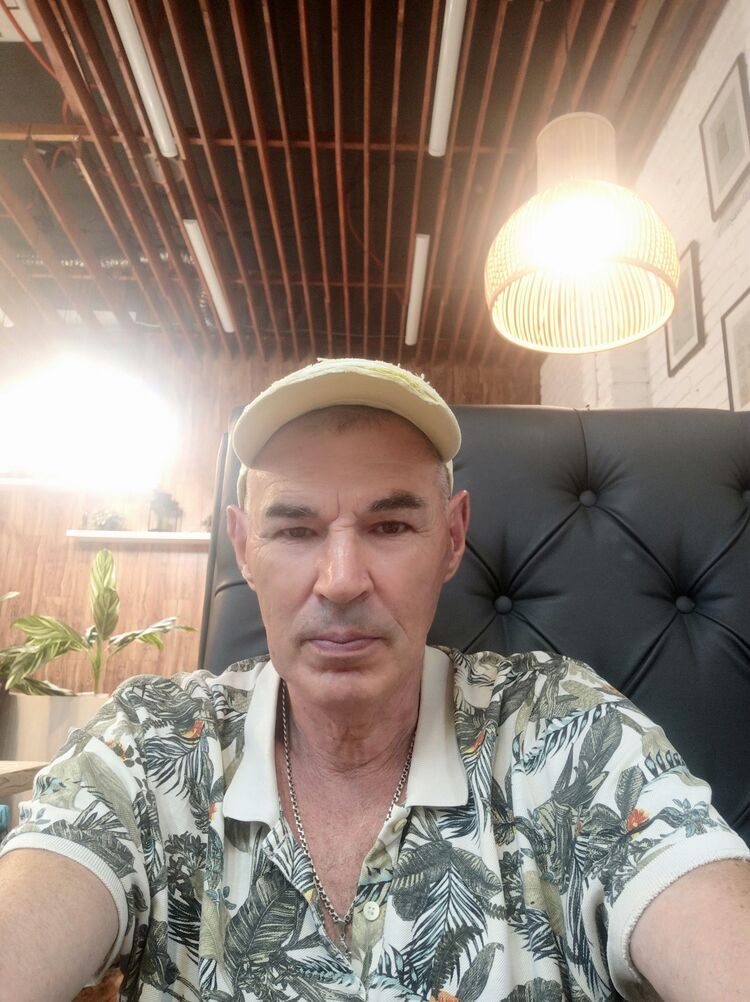  46134837  , 53 ,    