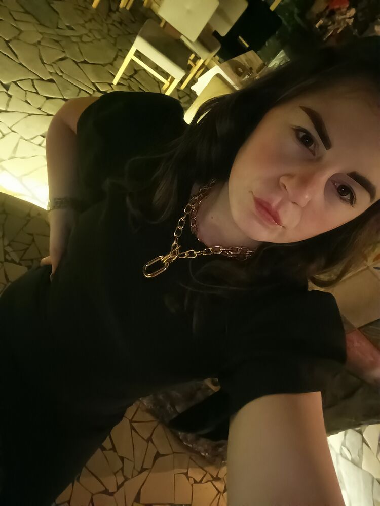  ,   Aleksandra, 22 ,   ,   