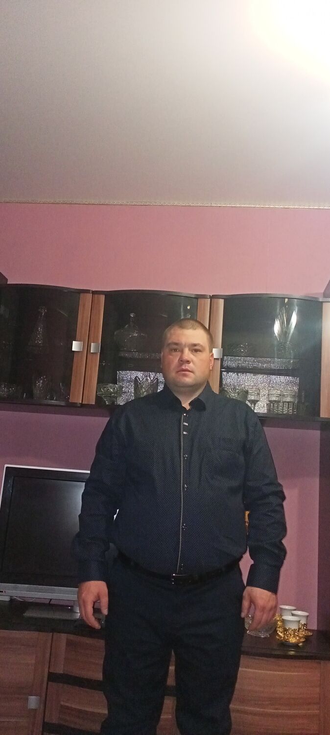  ,   Artyom, 38 ,   ,   , c 