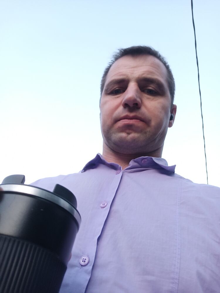  ,   Dima, 44 ,   ,   , c , 