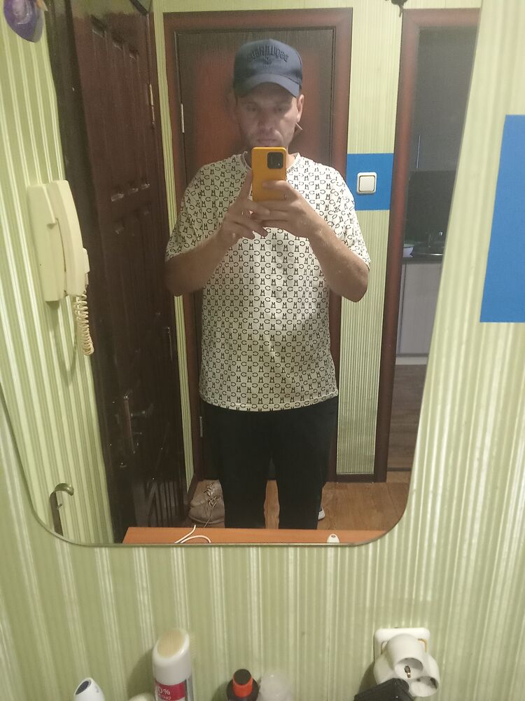  44758737  , 33 ,    