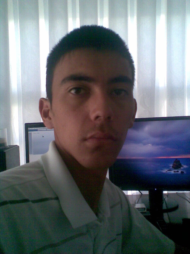  ,   Habibullo, 36 ,   