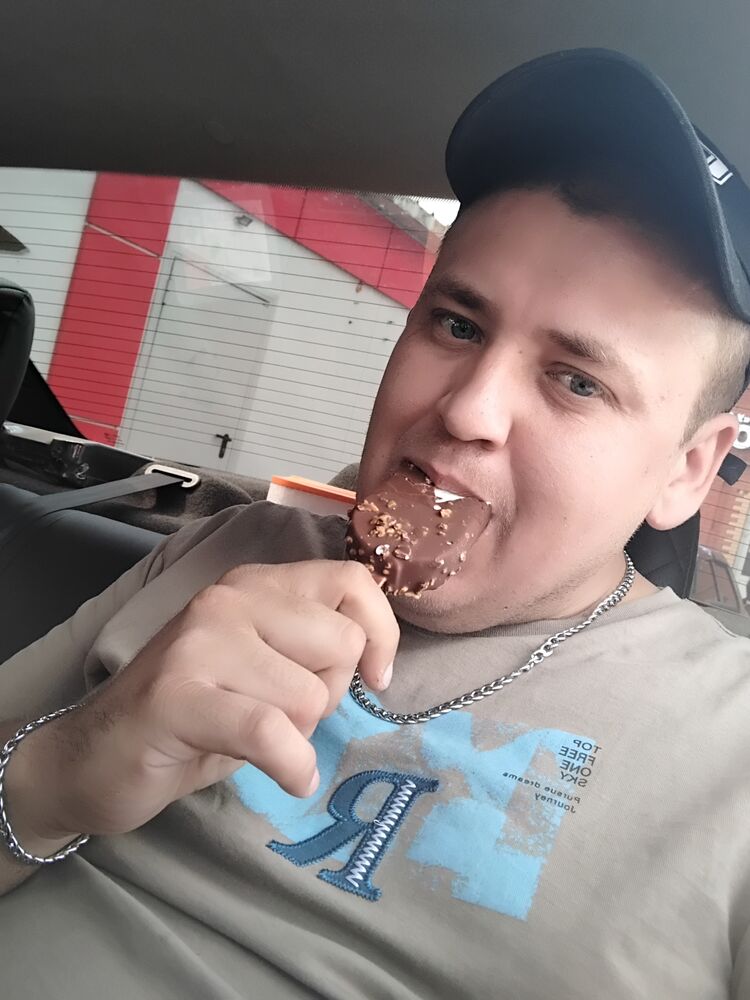  44173767  , 31 ,    
