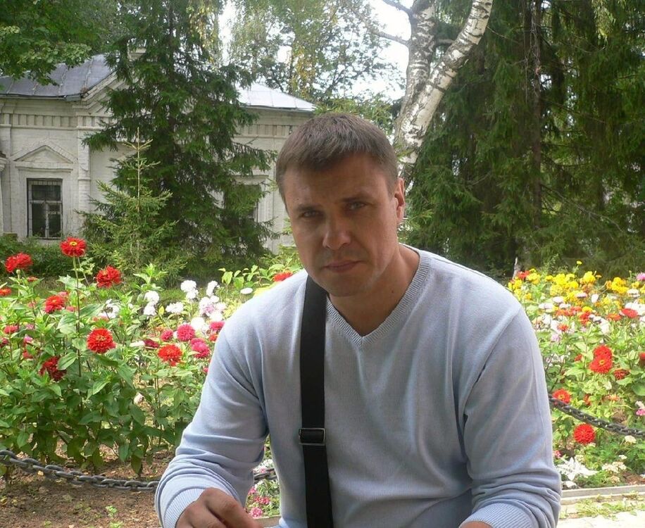  8135497  Sergei, 58 ,    