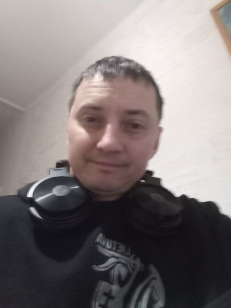  48613227  , 44 ,    
