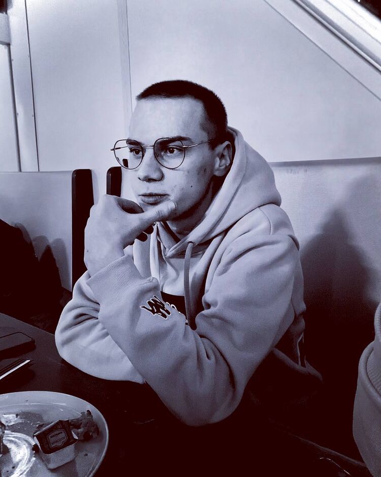  52814627  , 23 ,    