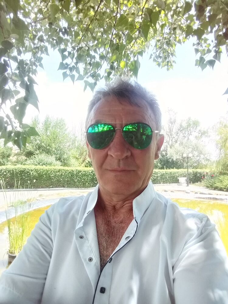  30555697  , 62 ,    