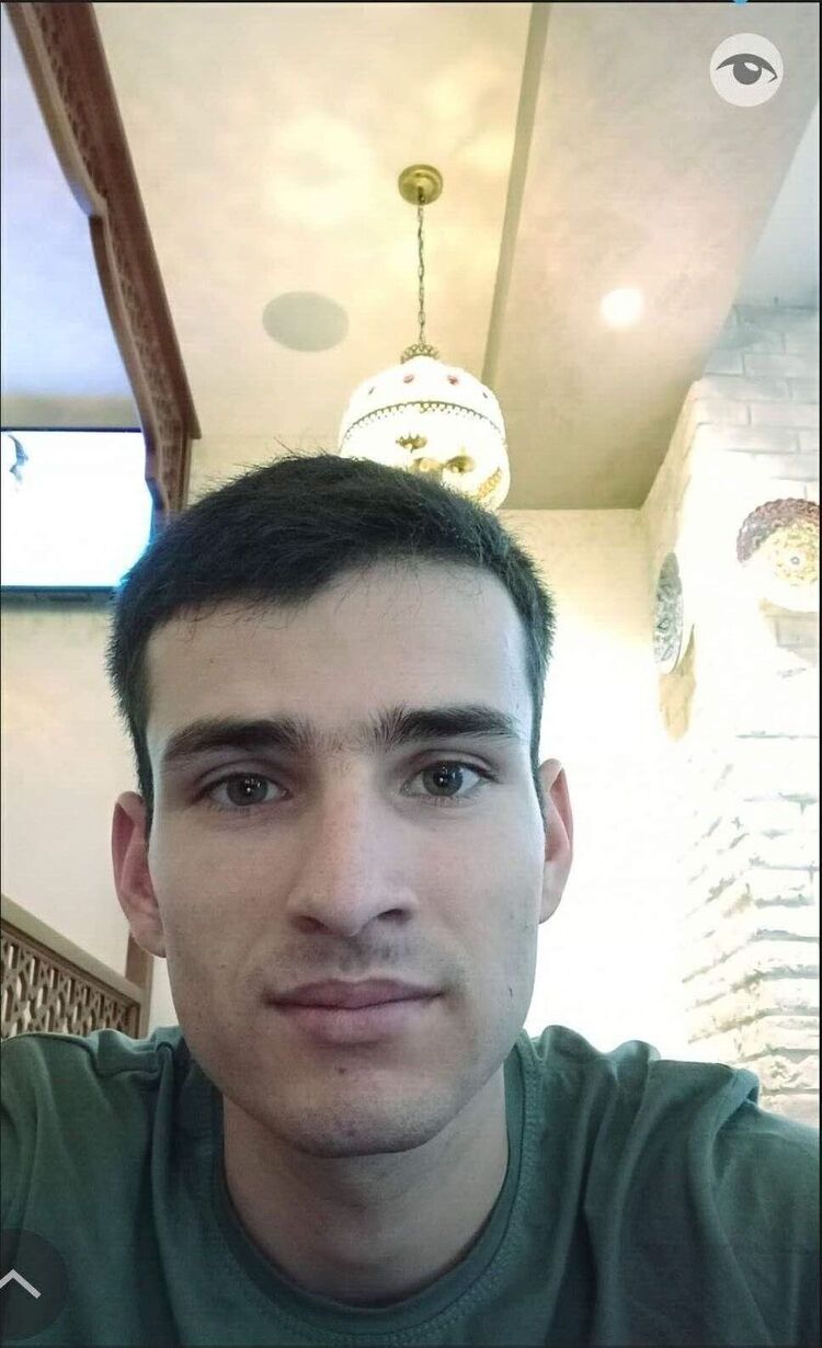  42556637  , 27 ,    
