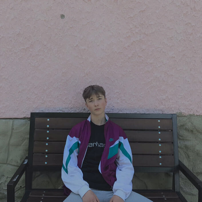  ,   Sasha, 21 ,   ,   