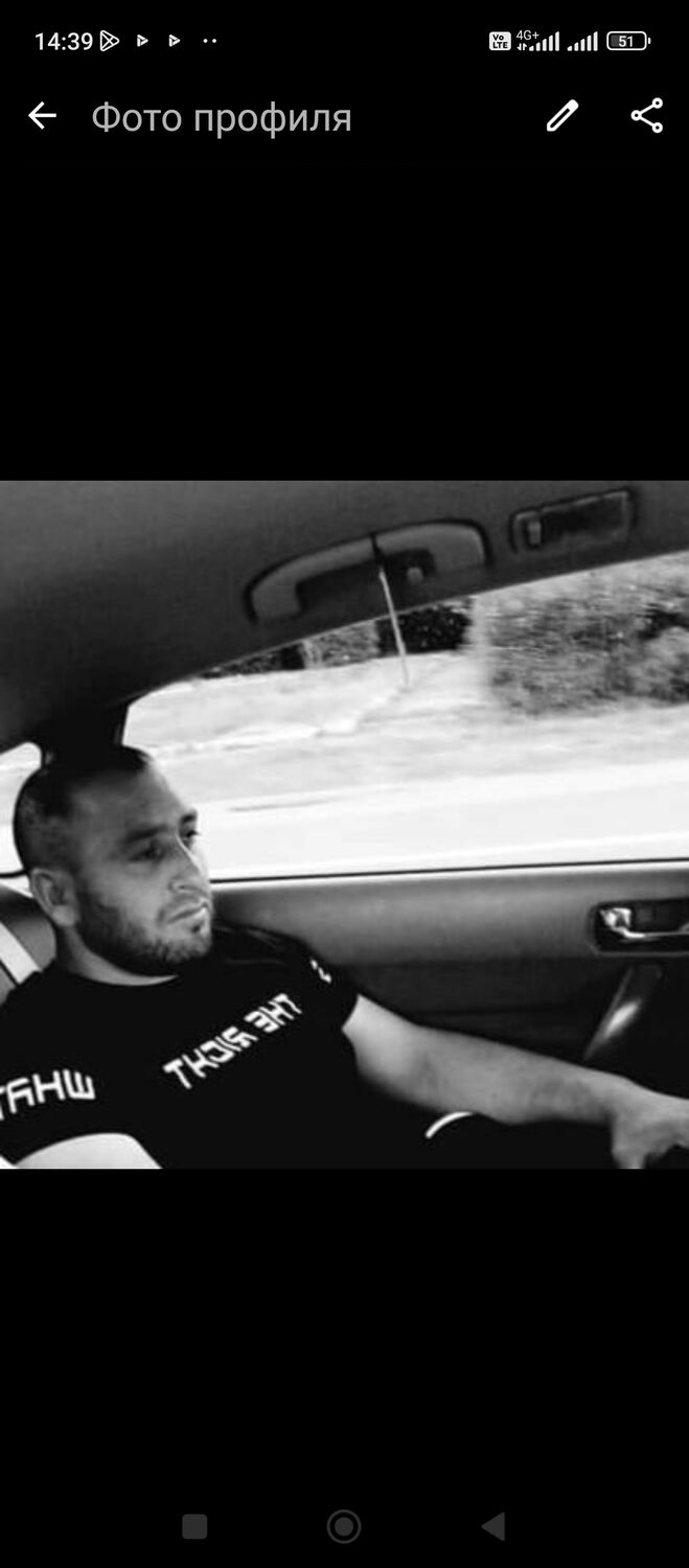  51593807  Ayvazyan, 38 ,    