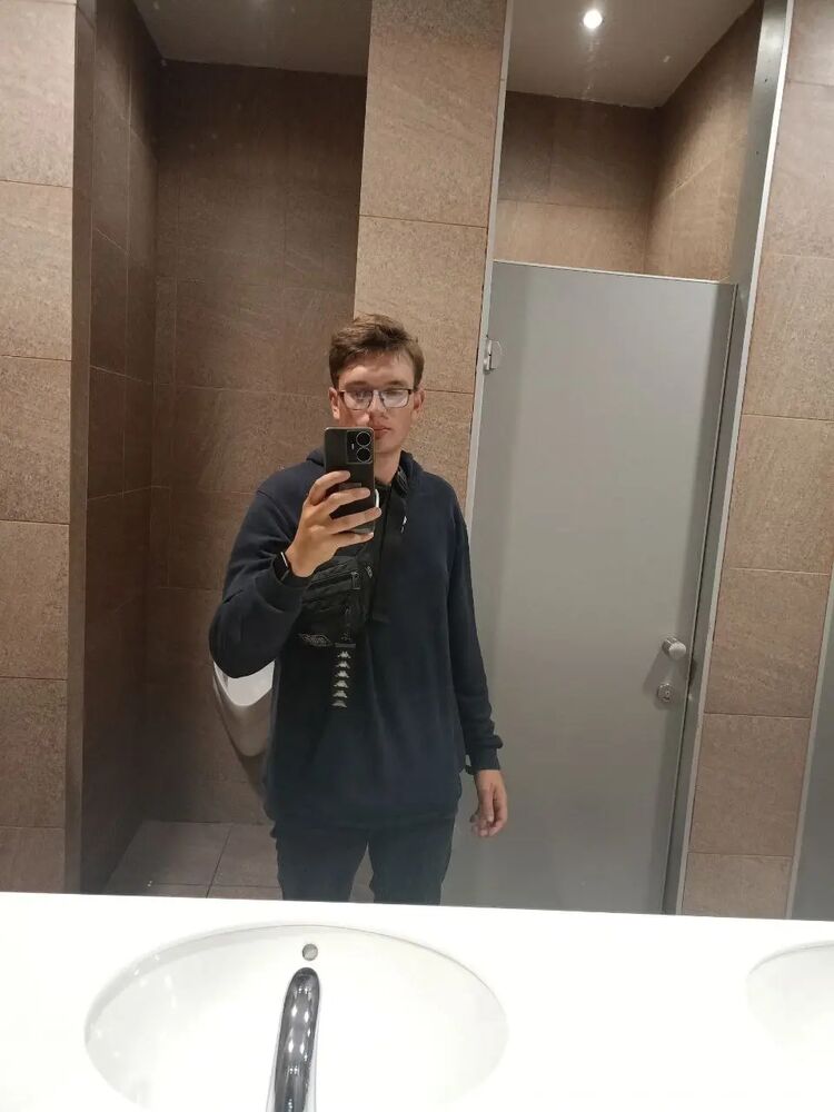  45667127  , 24 ,     