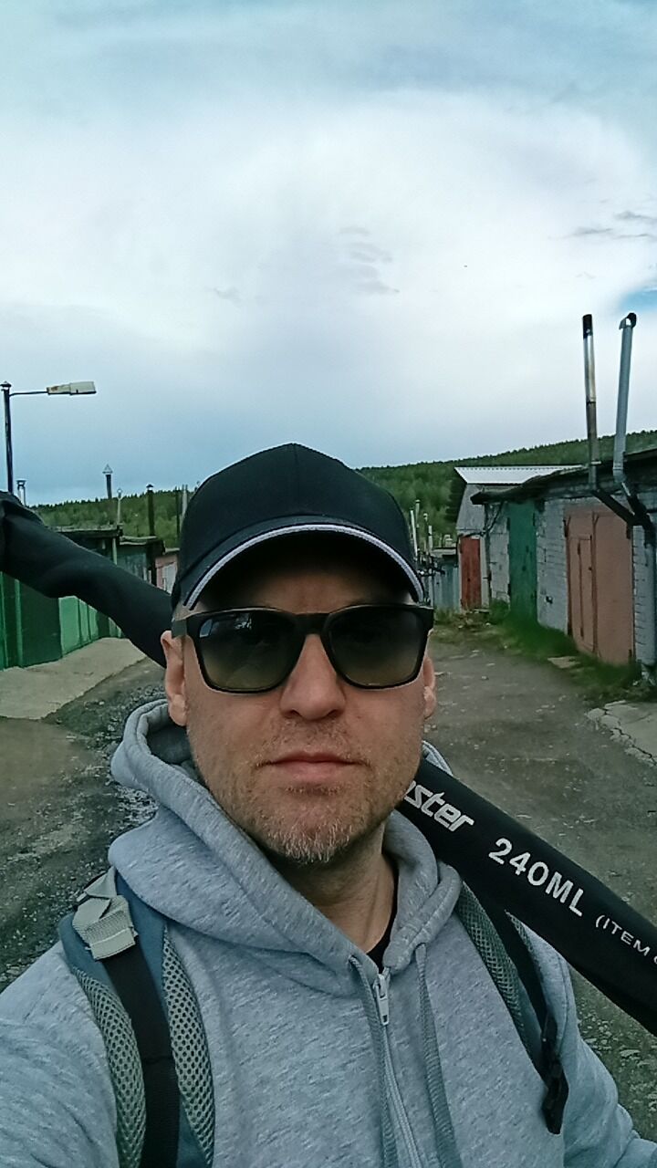  46227327  Ilya, 45 ,     