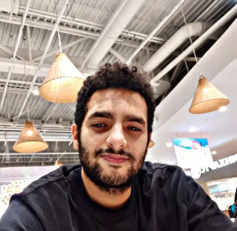  44781377  , 29 ,    