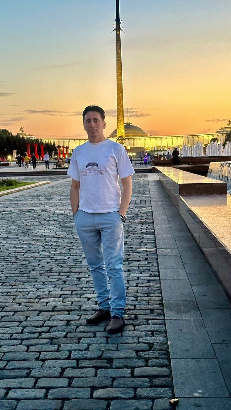  ,   Tekin, 48 ,   ,   , c 