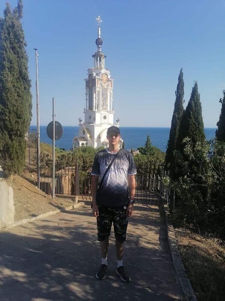  ,   Daniil, 28 ,   ,   , c , 