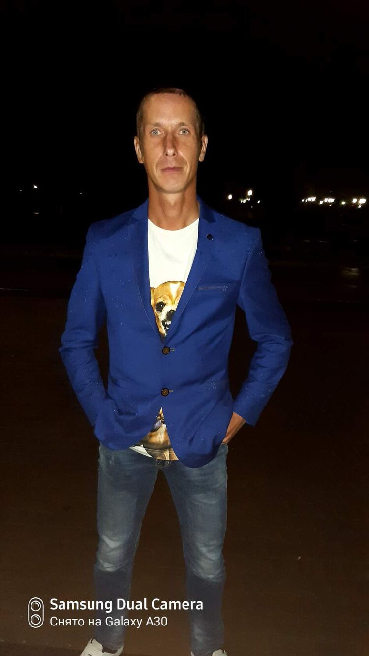  52586297  , 37 ,    