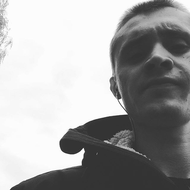  ,   Alexander, 32 ,   