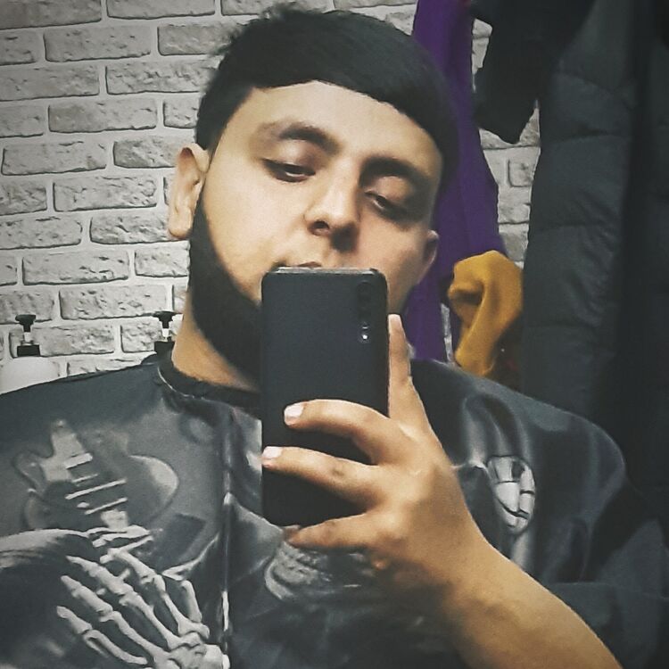  52945317  , 24 ,    