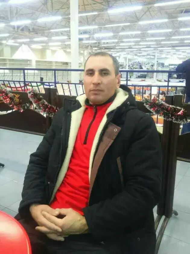  25032147  Gari, 46 ,    