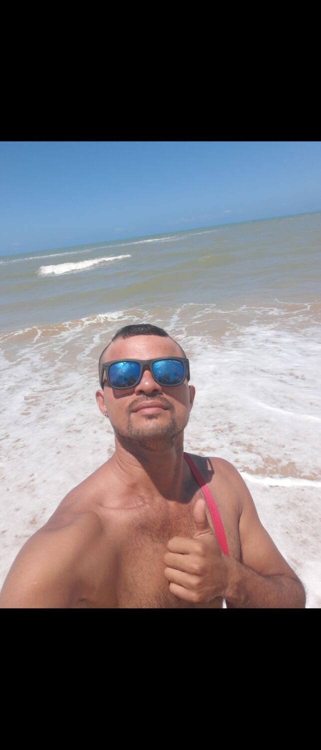  --,   Uanderson, 32 ,   ,   