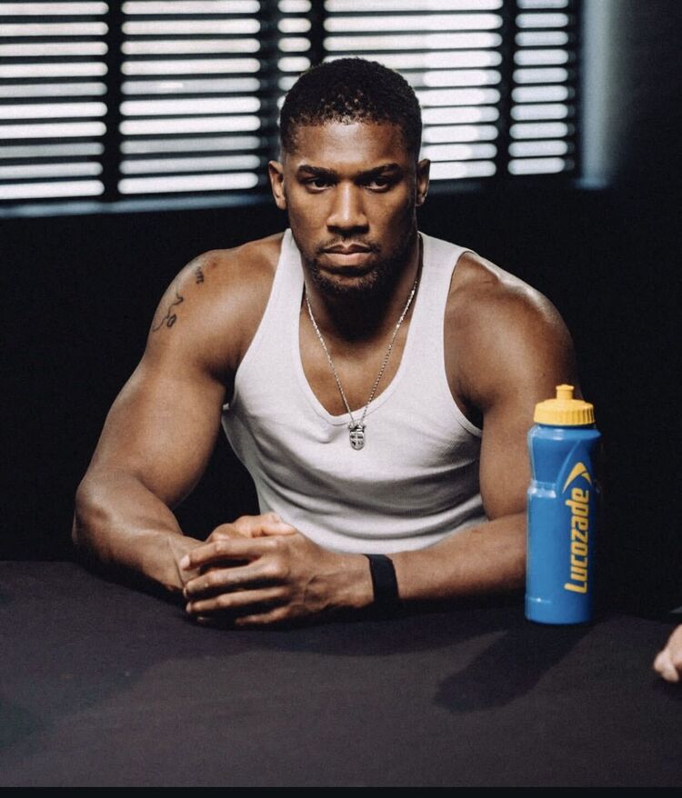  54720637  Josue, 25 ,    