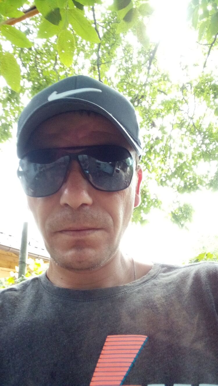 45901617  Serghei, 37 ,    